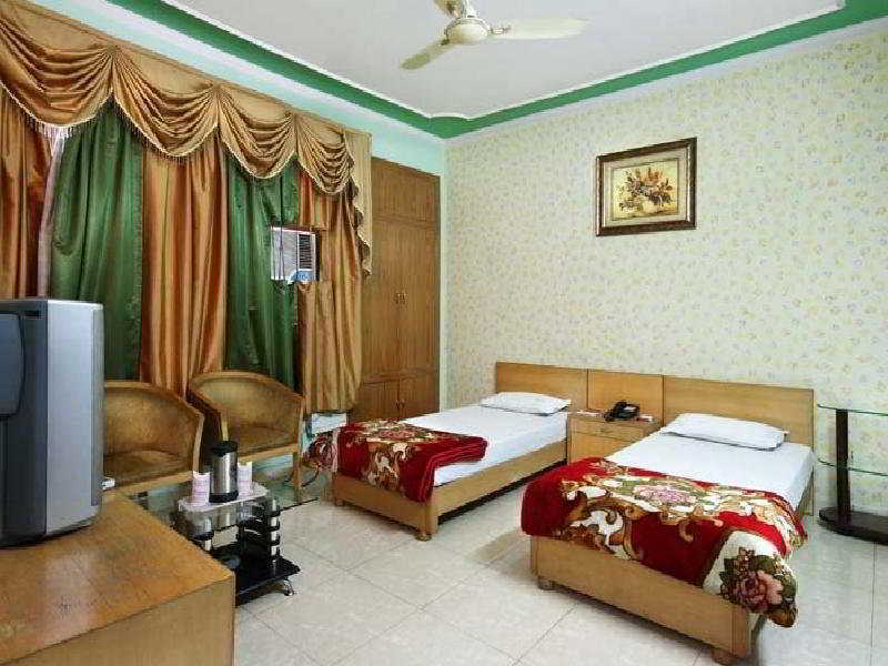 Mandakini Grand Hotel New Delhi Buitenkant foto